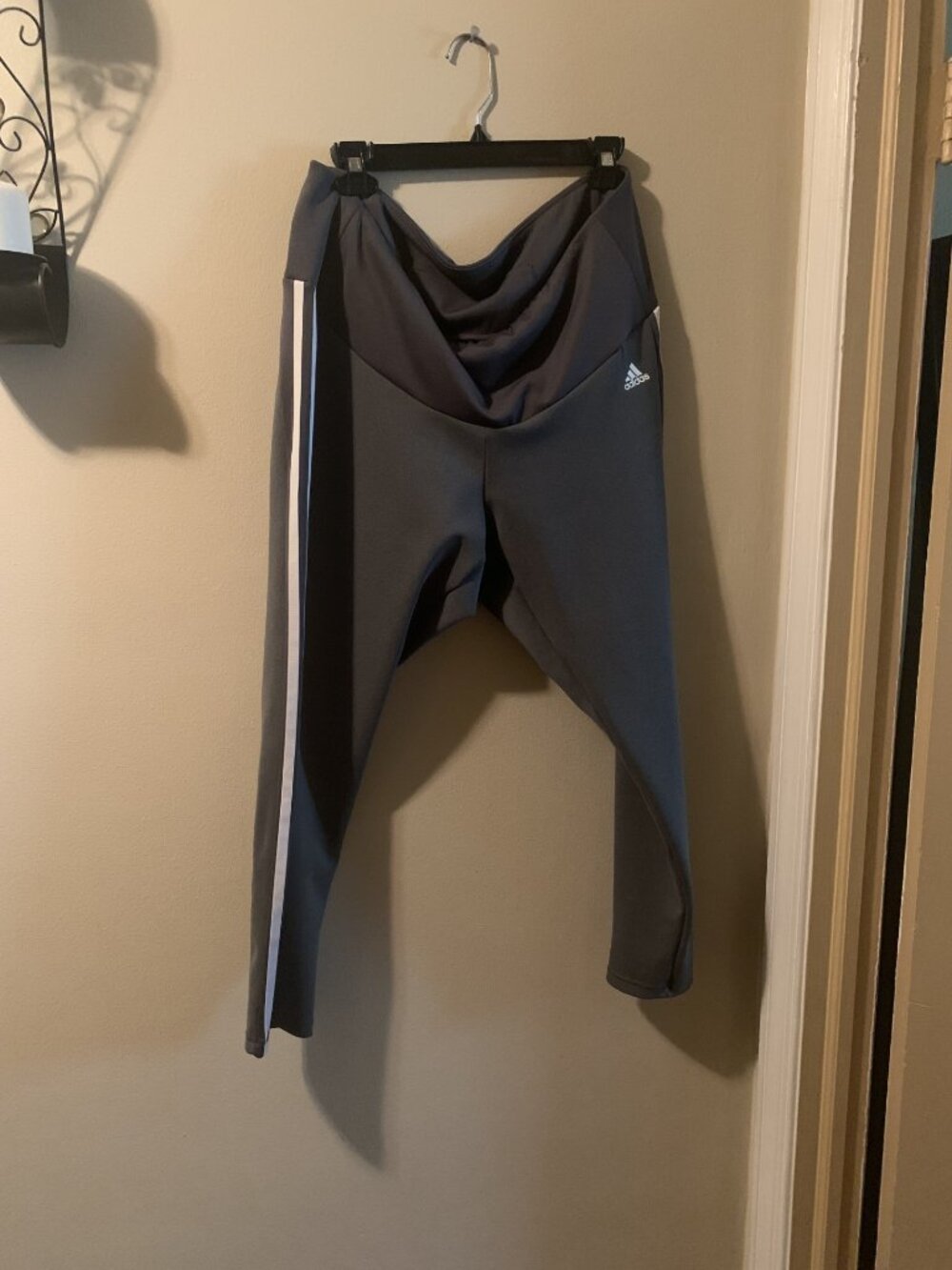 Adidas 3 stripe leggings
